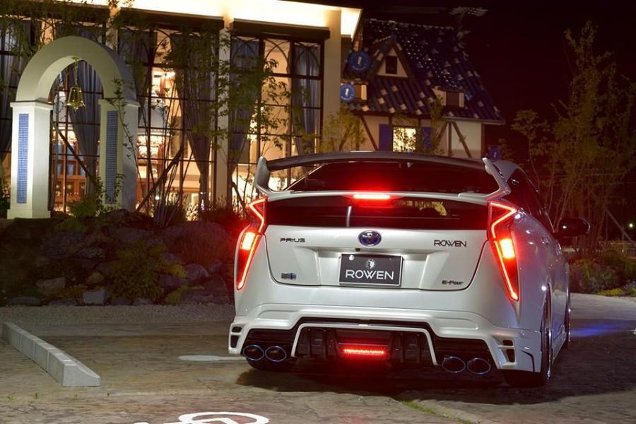  Toyota Prius by Rowen 2016 года  (фото 16 из 27)